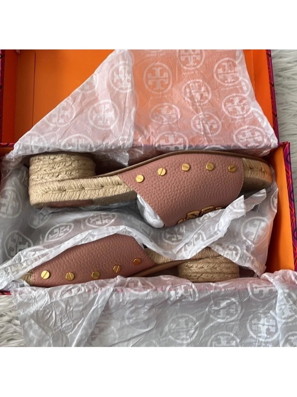Tory Burch Women’s Pink moon Leather Slide Sandals with Gold Logo size 6